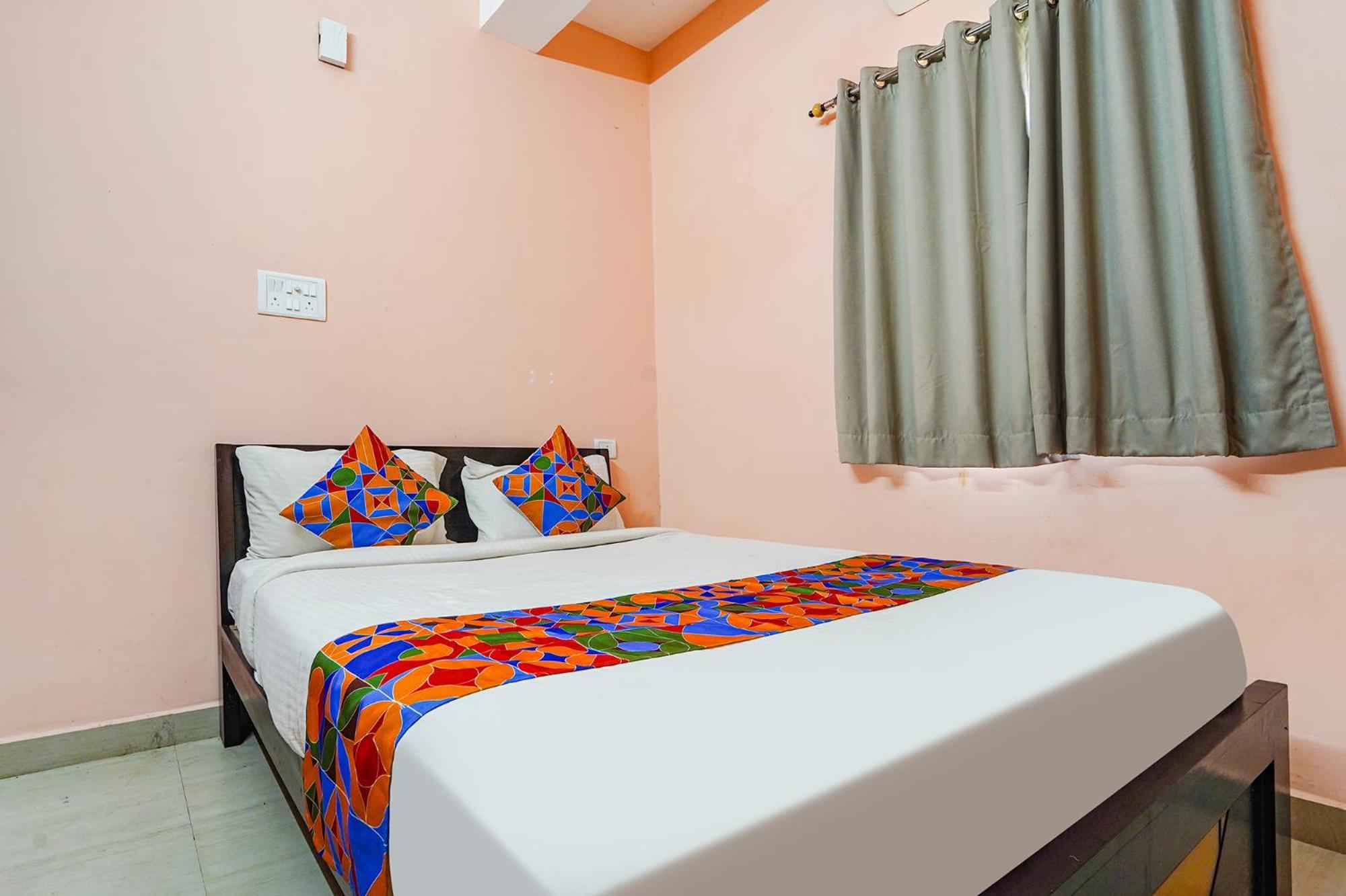 Hotel Fabexpress Its South East Residency Siruseri Exterior foto