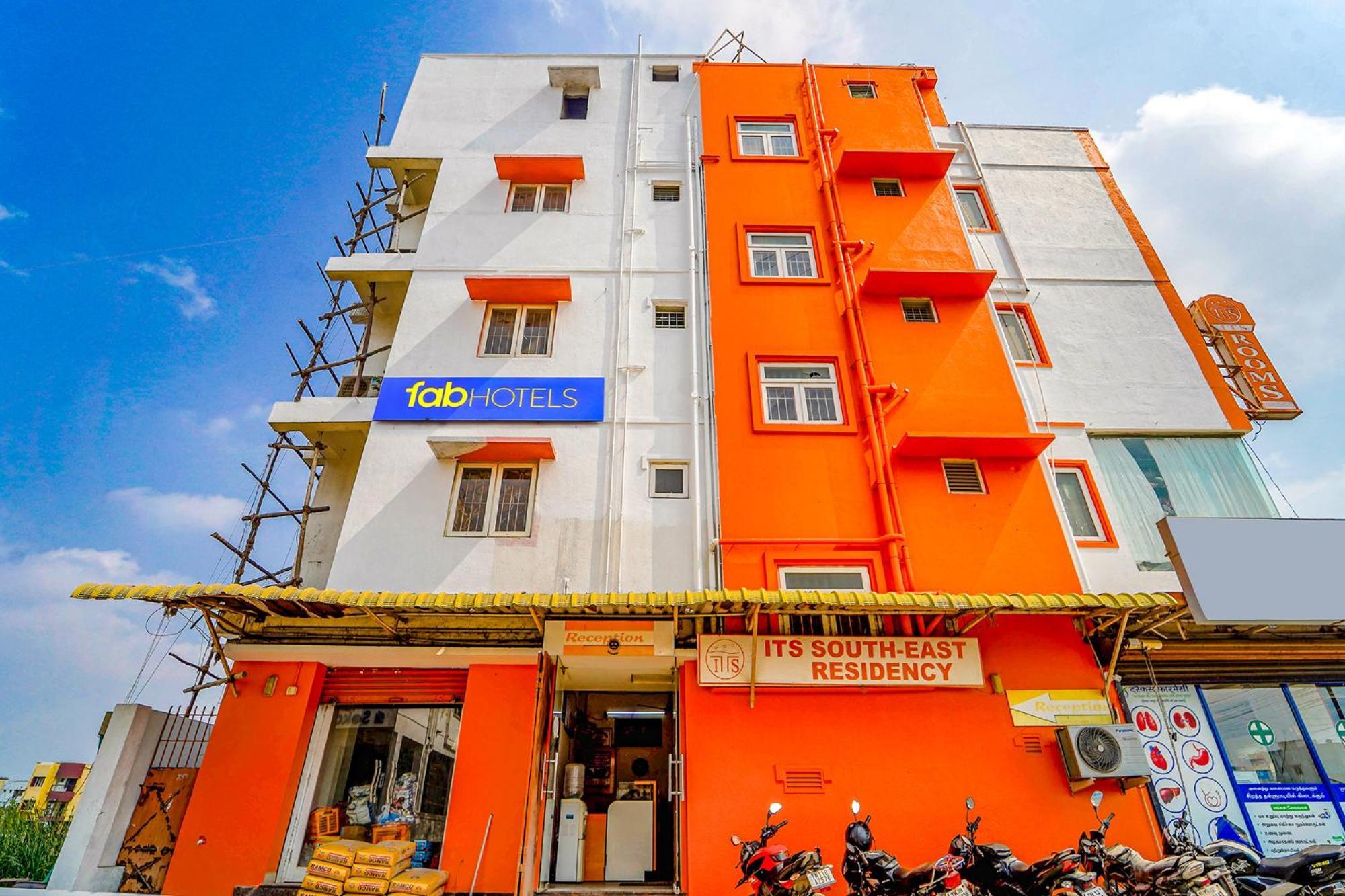 Hotel Fabexpress Its South East Residency Siruseri Exterior foto