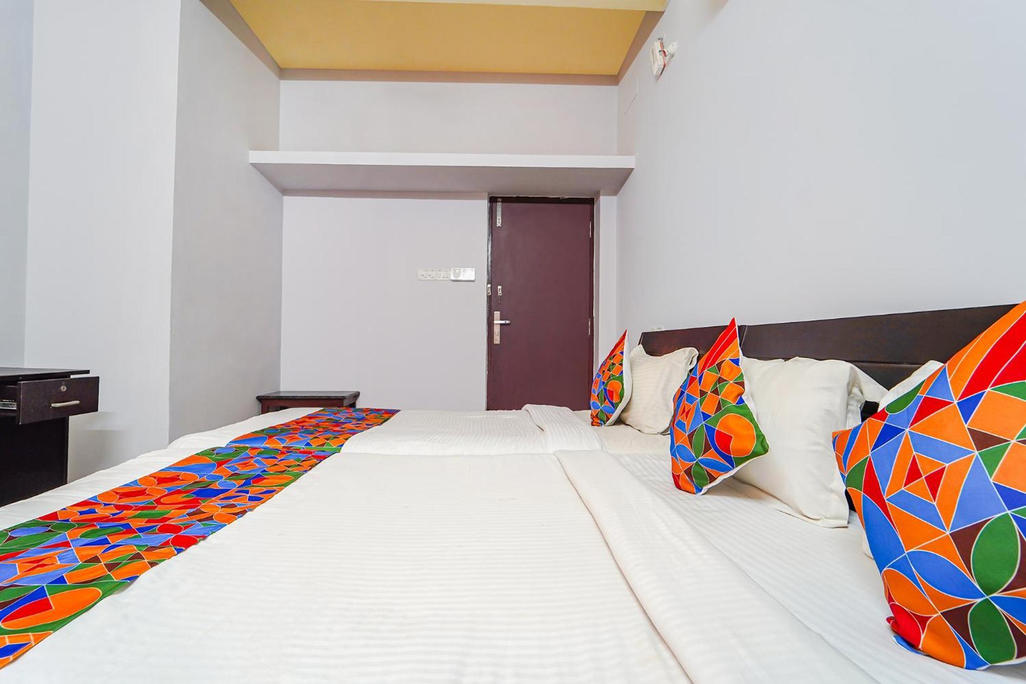 Hotel Fabexpress Its South East Residency Siruseri Exterior foto